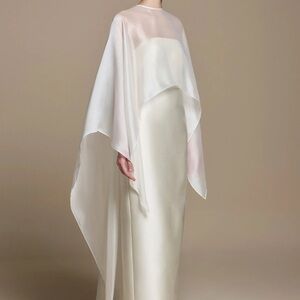 Huong Boutique Charlotte Dress Size Medium